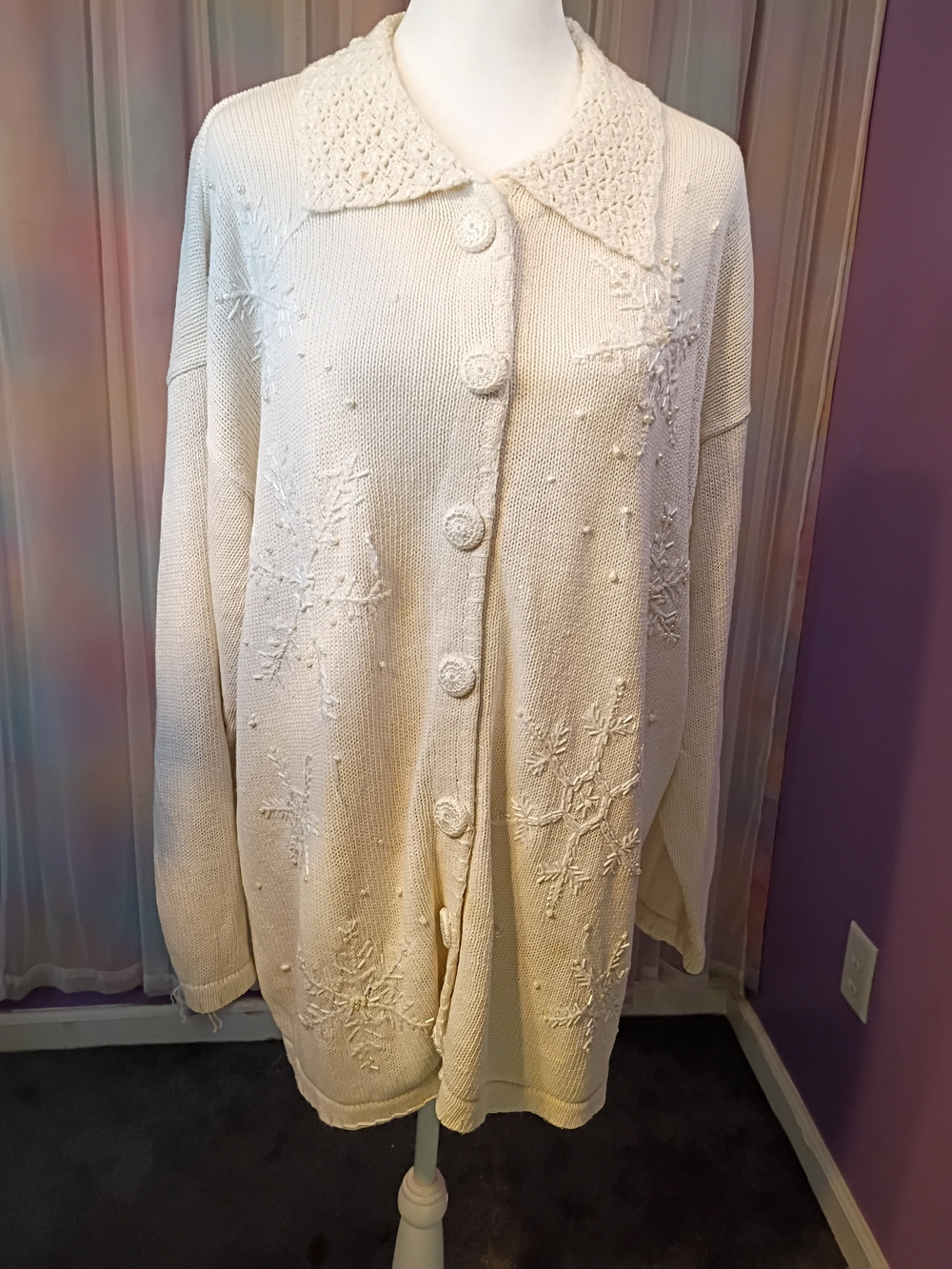 Victoria Woman Cream Pearl Sequined Embroidered Collared Button-Up Size 2X
